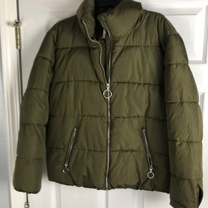 Altars State Woman’s Large Green Puffer Jacket
